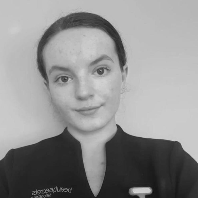 Beauty Secrets Team Headshots: Ellie F