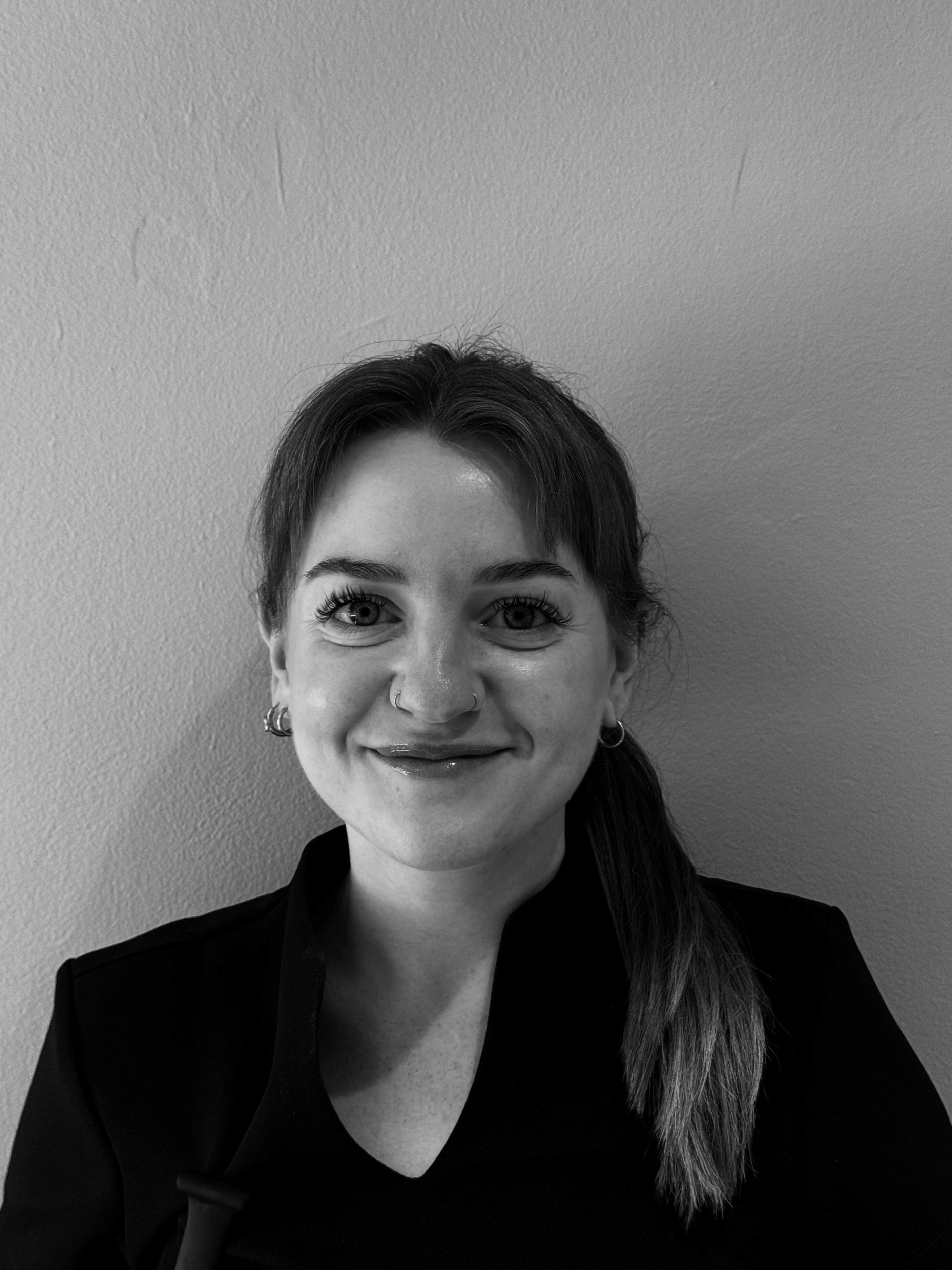 Simona  |  Specialist Therapist