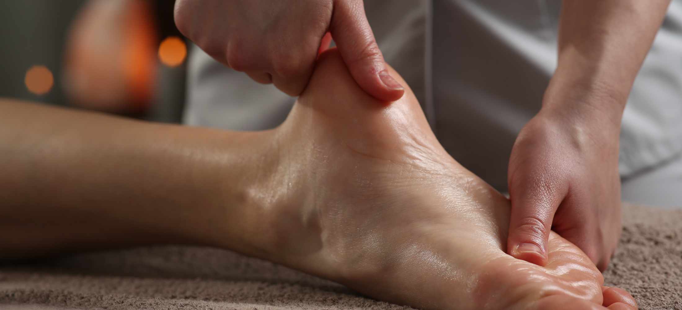 What is Reflexology & How it Benefit Cancer Patients?
